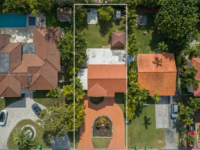 6120 SW 27th St, Miami, FL 33155