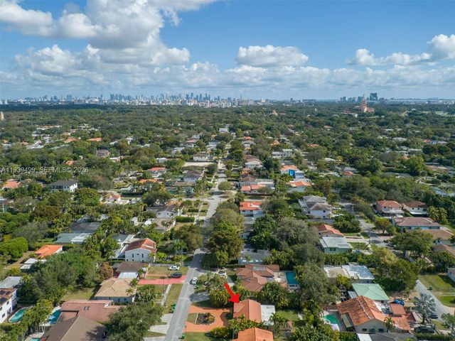 6120 SW 27th St, Miami, FL 33155