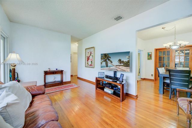 6120 SW 27th St, Miami, FL 33155