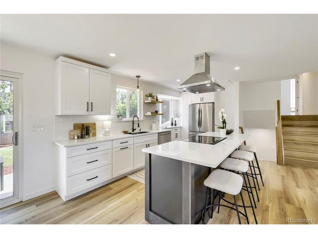 11622 W 71st Ave, Arvada, CO 80004