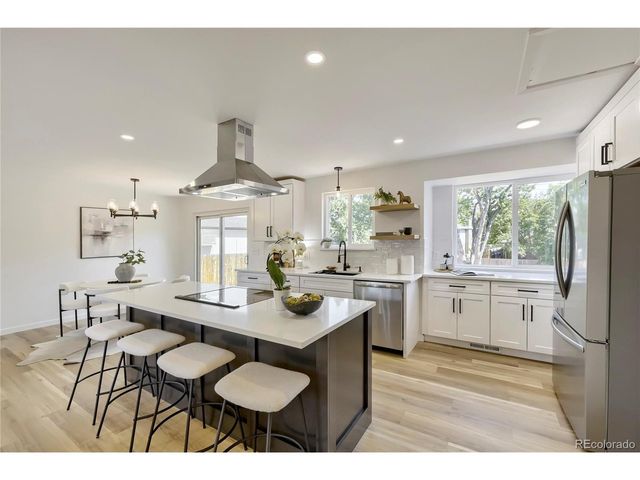 11622 W 71st Ave, Arvada, CO 80004