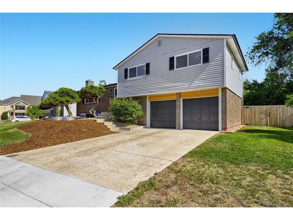 11622 W 71st Ave, Arvada, CO 80004