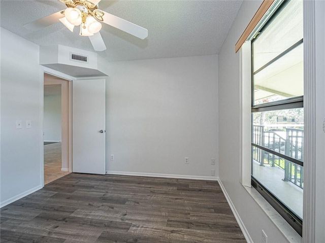 28 Plantation Drive 202, Vero Beach, FL 32966