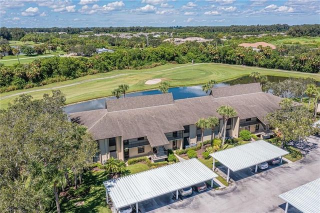28 Plantation Drive 202, Vero Beach, FL 32966