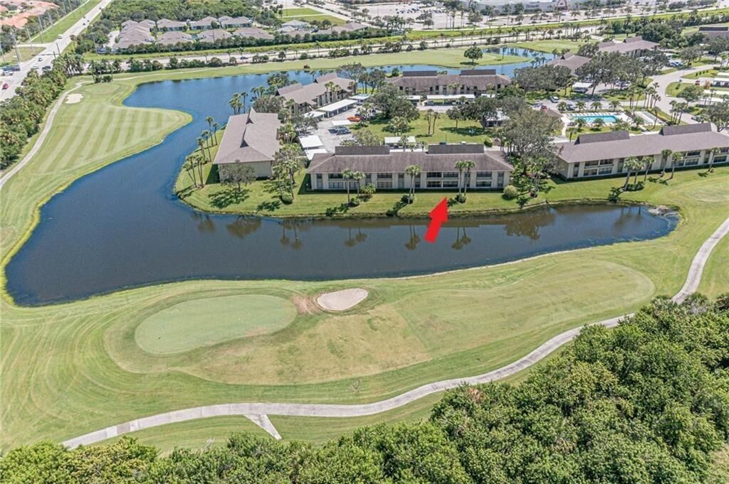 28 Plantation Drive 202, Vero Beach, FL 32966
