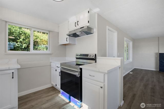 12715 SE Green Valley Road, Auburn, WA 98092