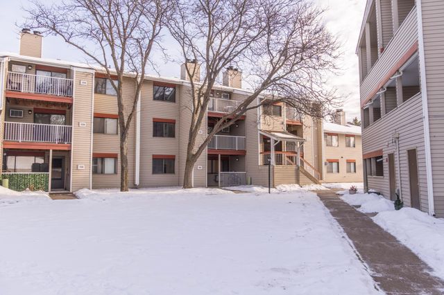 350 Shelard Parkway 206, Saint Louis Park, MN 55426