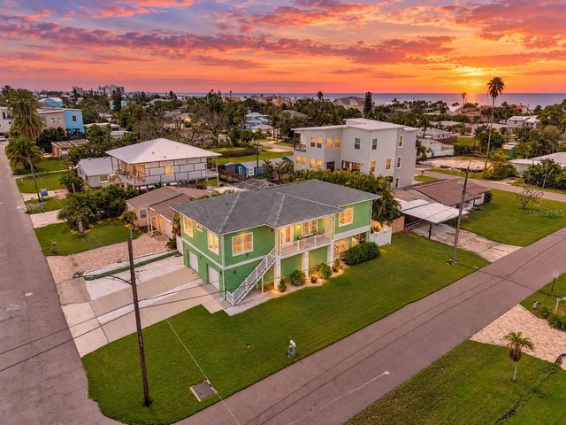 205 162ND AVENUE, Redington Beach, FL 33708