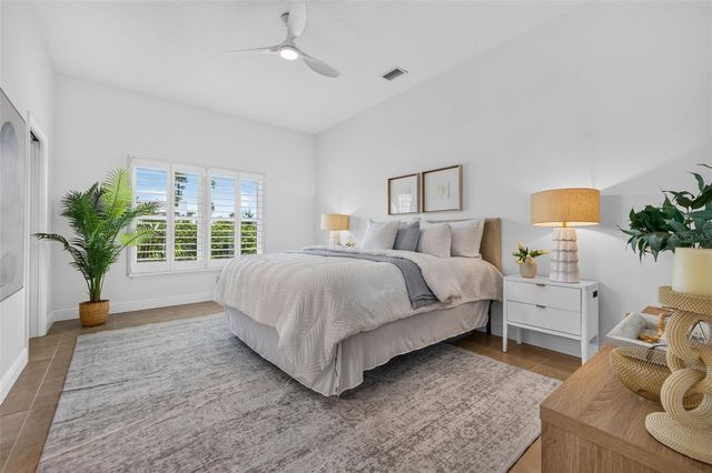 205 162ND AVENUE, Redington Beach, FL 33708