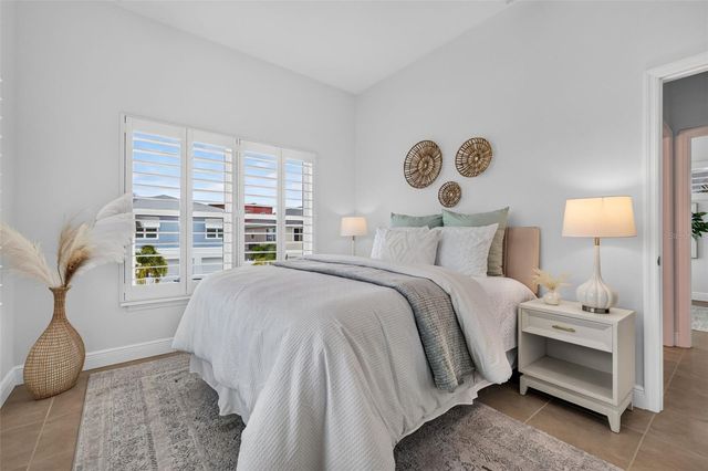 205 162ND AVENUE, Redington Beach, FL 33708