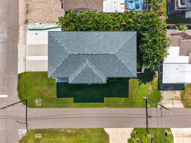 205 162ND AVENUE, Redington Beach, FL 33708
