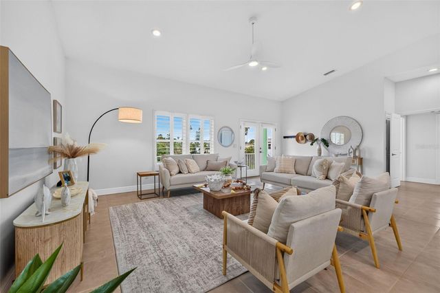 205 162ND AVENUE, Redington Beach, FL 33708