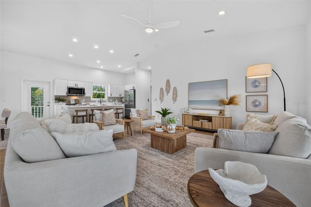 205 162ND AVENUE, Redington Beach, FL 33708