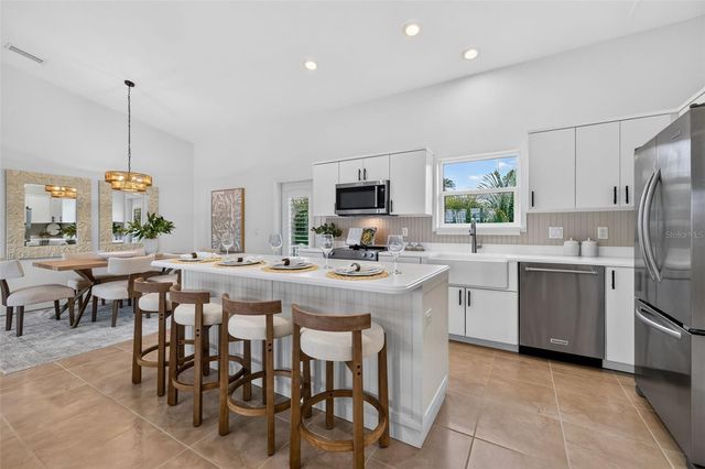 205 162ND AVENUE, Redington Beach, FL 33708