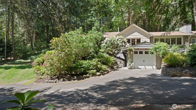 4657 Island Avenue NE, Bainbridge Island, WA 98110