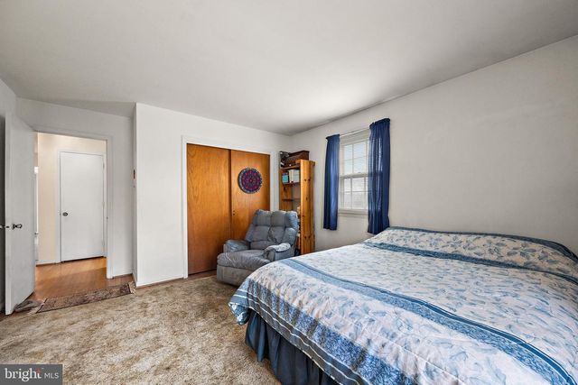 509 HOLLY KNOLL RD, Hockessin, DE 19707