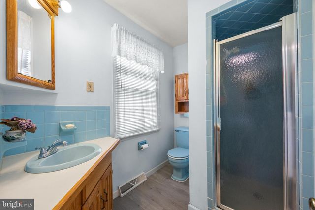 509 HOLLY KNOLL RD, Hockessin, DE 19707