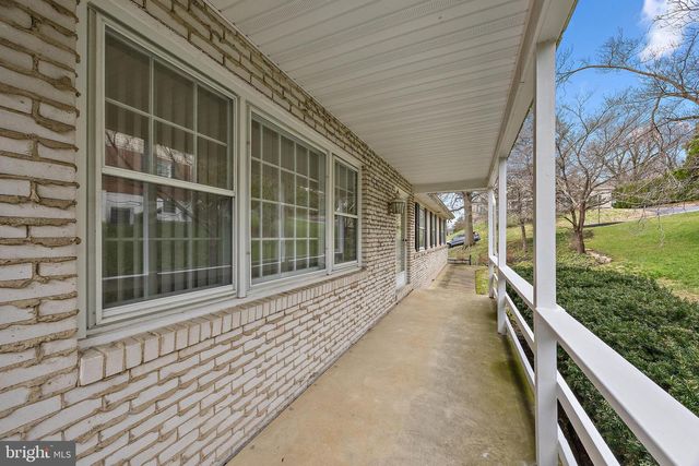 509 HOLLY KNOLL RD, Hockessin, DE 19707