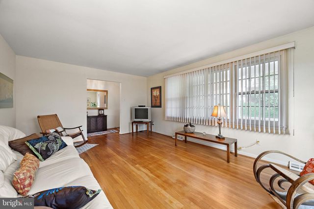 509 HOLLY KNOLL RD, Hockessin, DE 19707