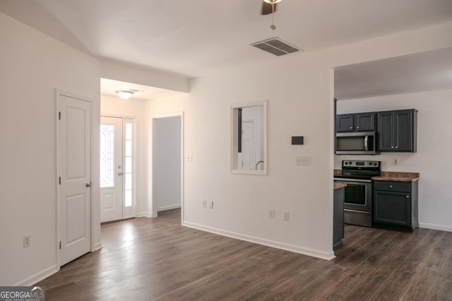 55 Corn Row Court, Newnan, GA 30263