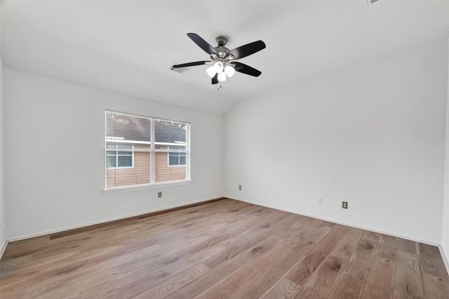 16623 Newglen Lane, Houston, TX 77084