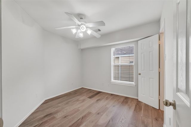 16623 Newglen Lane, Houston, TX 77084