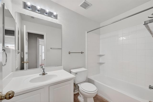 16623 Newglen Lane, Houston, TX 77084