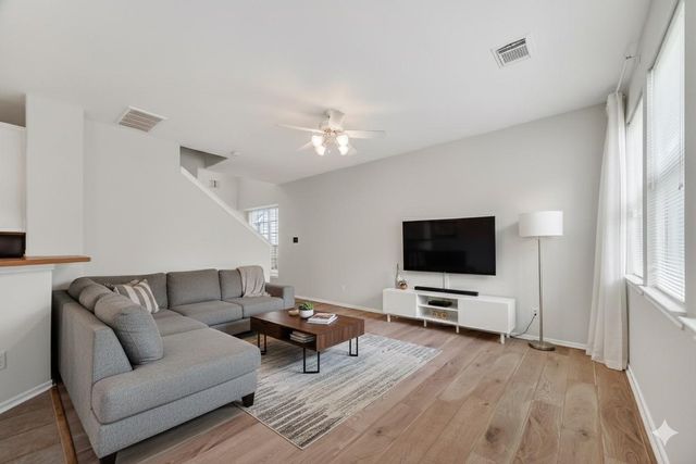 16623 Newglen Lane, Houston, TX 77084