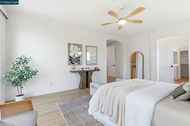 1871 1871 Ventura Dr, Pittsburg, CA 94565