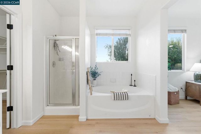 1871 1871 Ventura Dr, Pittsburg, CA 94565