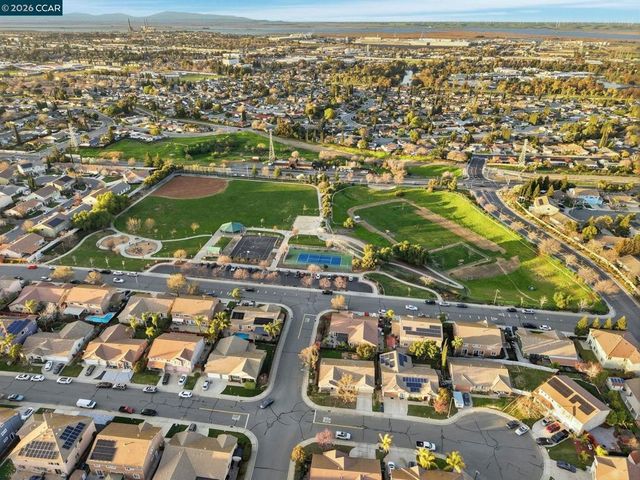 1871 1871 Ventura Dr, Pittsburg, CA 94565