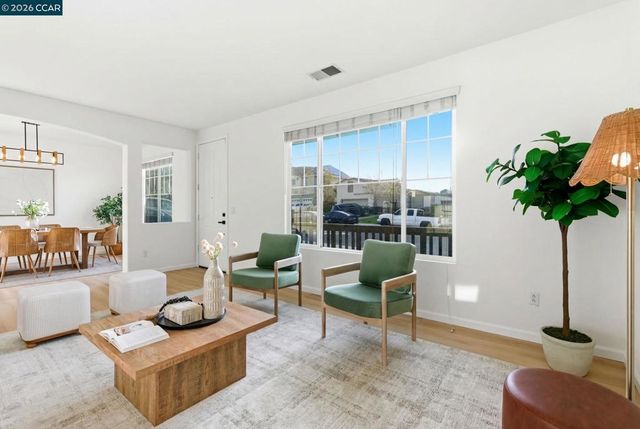 1871 1871 Ventura Dr, Pittsburg, CA 94565