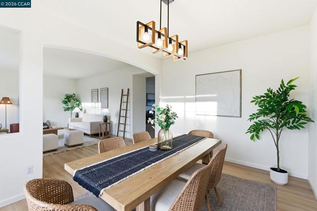 1871 1871 Ventura Dr, Pittsburg, CA 94565