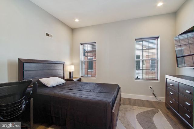 1348 S DOVER ST, Philadelphia, PA 19146