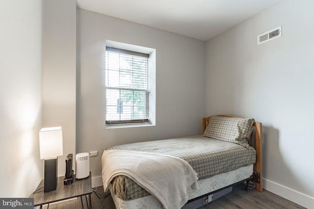 1348 S DOVER ST, Philadelphia, PA 19146