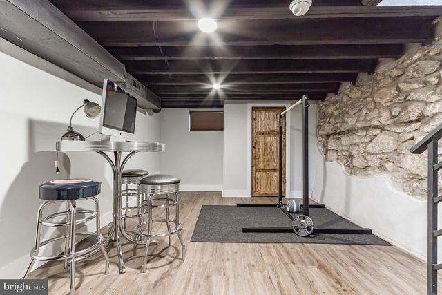 1348 S DOVER ST, Philadelphia, PA 19146