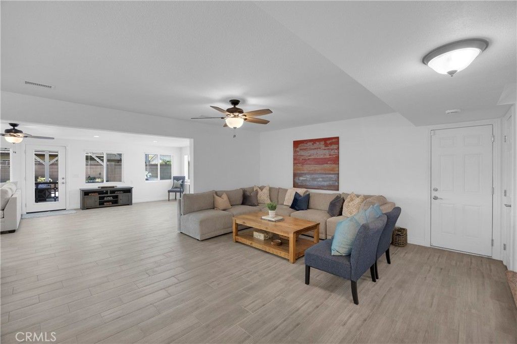 10191 Noel, Cypress, CA 90630 — photo 4