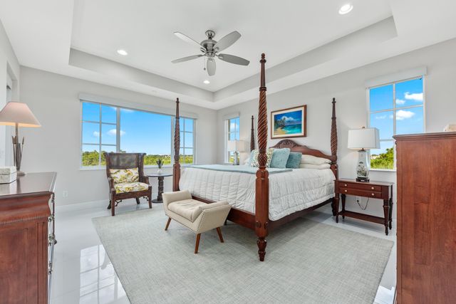 144 Tierra Lane 10, Jupiter, FL 33477