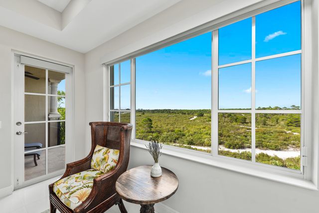 144 Tierra Lane 10, Jupiter, FL 33477