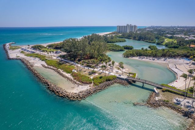 144 Tierra Lane 10, Jupiter, FL 33477
