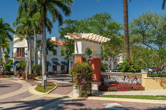 144 Tierra Lane 10, Jupiter, FL 33477