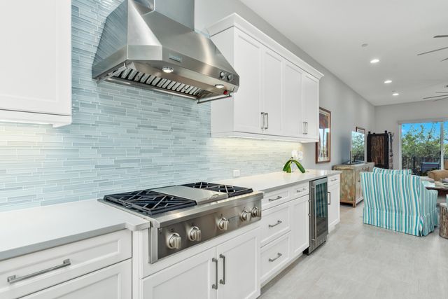144 Tierra Lane 10, Jupiter, FL 33477