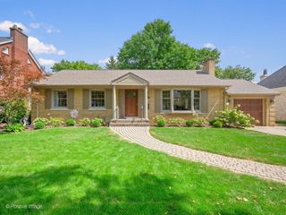 533 S Spring Avenue, La Grange, IL 60525