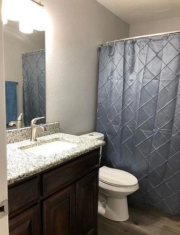 270 Butcher Point, Gainesville, TX 76240