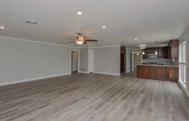 270 Butcher Point, Gainesville, TX 76240