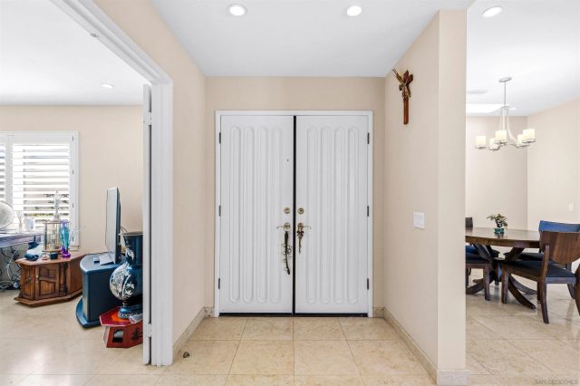 51 Delaport Place, Coronado, CA 92118