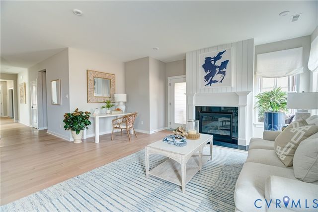 3005 Canoe Pointe Loop, Chesterfield, VA 23120