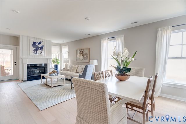 3005 Canoe Pointe Loop, Chesterfield, VA 23120