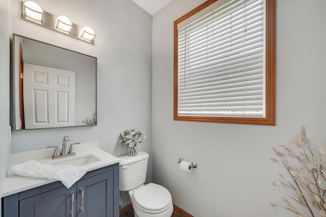 4926 Bisset Lane 7506, Inver Grove Heights, MN 55076