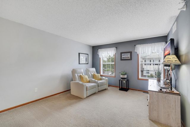 4926 Bisset Lane 7506, Inver Grove Heights, MN 55076